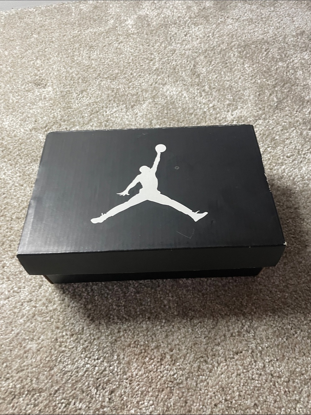 Jordan Shoe Box with Red & Black Label - Picture 4 of 4